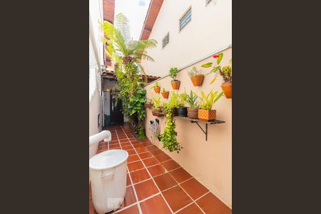 Casa à venda com 140m², 3 quartos e 2 vagasQuintal