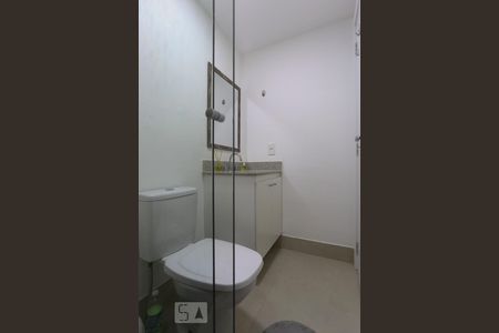 Banheiro de apartamento à venda com 1 quarto, 30m² em Sumarezinho, São Paulo