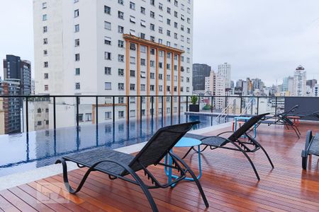Studio para alugar com 26m², 1 quarto e sem vaga Studio para alugar com 26m², 1 quarto e sem vagaPiscina