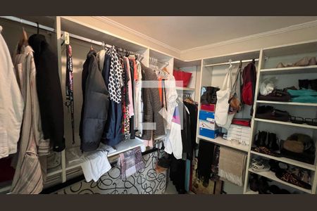 Apartamento para alugar com 75m², 3 quartos e 1 vagaCloset