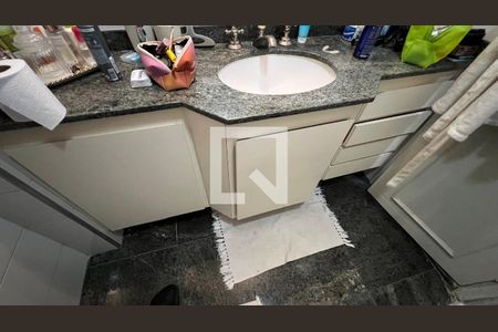 Apartamento para alugar com 75m², 3 quartos e 1 vagaBanheiro