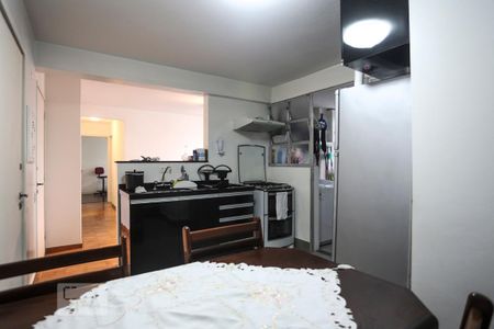 Apartamento à venda com 80m², 2 quartos e 1 vaga Apartamento à venda com 80m², 2 quartos e 1 vagaCozinha