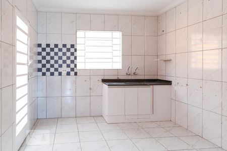 Casa para alugar com 150m², 2 quartos e 2 vagas Casa para alugar com 150m², 2 quartos e 2 vagasCozinha