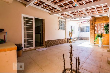 Casa à venda com 200m², 4 quartos e 3 vagasQuintal do Fundo