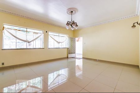 Sala de casa à venda com 4 quartos, 200m² em Taquaral, Campinas