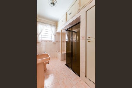 Banheiro de casa à venda com 4 quartos, 200m² em Taquaral, Campinas