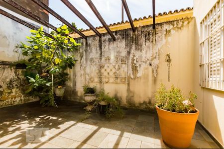 Casa à venda com 200m², 4 quartos e 3 vagasVista Suíte 1