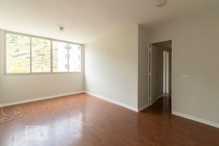 Sala de apartamento para alugar com 2 quartos, 75m² em Santa Rosa, Niterói