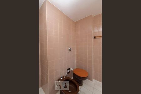 Banheiro Social de apartamento para alugar com 2 quartos, 75m² em Santa Rosa, Niterói