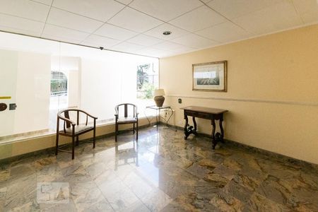 Apartamento à venda com 90m², 3 quartos e 1 vaga Apartamento à venda com 90m², 3 quartos e 1 vagaHall de Social