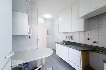 Apartamento à venda com 90m², 3 quartos e 1 vaga Apartamento à venda com 90m², 3 quartos e 1 vagaCozinha
