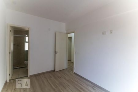Suíte de apartamento para alugar com 3 quartos, 78m² em Rudge Ramos, São Bernardo do Campo