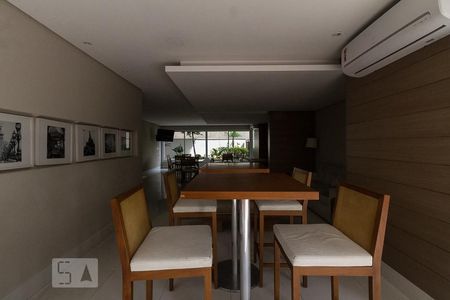 Apartamento à venda com 72m², 2 quartos e 1 vaga Apartamento à venda com 72m², 2 quartos e 1 vagasalão de festa