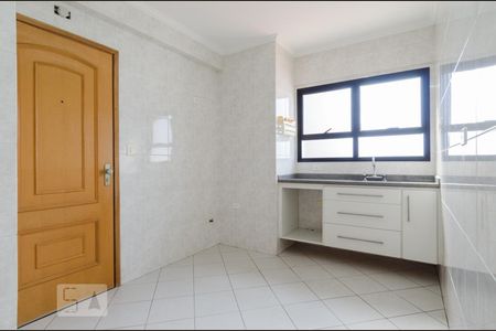 Apartamento à venda com 92m², 2 quartos e 2 vagasCozinha