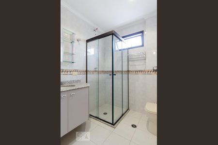 Banheiro de apartamento à venda com 2 quartos, 92m² em Campestre, Santo André