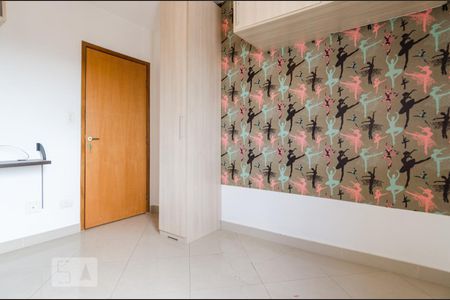 Quarto de apartamento à venda com 2 quartos, 92m² em Campestre, Santo André