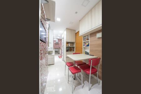 Apartamento à venda com 90m², 2 quartos e 1 vagaCozinha