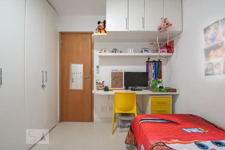 Apartamento à venda com 90m², 2 quartos e 1 vagaQuarto 2