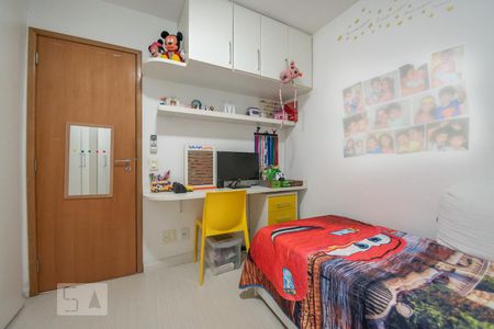 Apartamento à venda com 90m², 2 quartos e 1 vagaQuarto 2