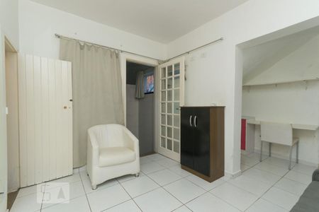 Sala de casa para alugar com 1 quarto, 40m² em Jardim Oriental, São Paulo