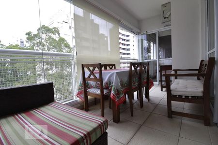 Varanda gourmet de apartamento para alugar com 2 quartos, 72m² em Vila Andrade, São Paulo