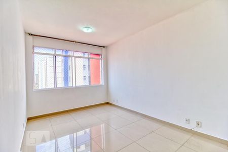 Sala de apartamento para alugar com 1 quarto, 62m² em Vila Nova Conceição, São Paulo