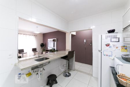 Cozinha de apartamento para alugar com 3 quartos, 76m² em Santo Amaro, São Paulo