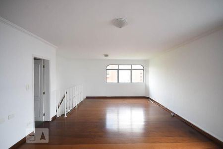 Sala da cobertura de apartamento para alugar com 3 quartos, 117m² em Jardim Ampliação, São Paulo
