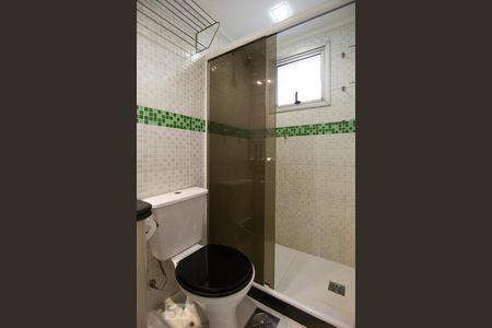 Apartamento à venda com 65m², 2 quartos e 1 vagaBox blindex