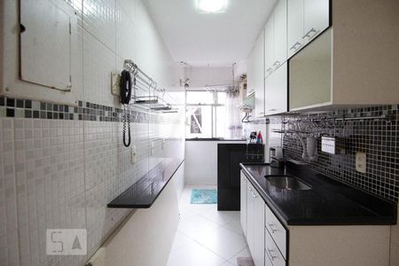 Apartamento à venda com 65m², 2 quartos e 1 vagaCozinha