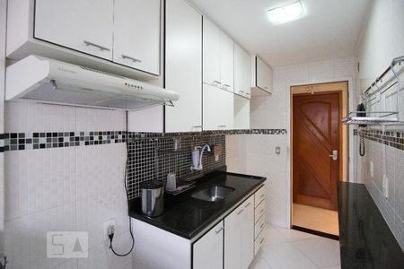Apartamento à venda com 65m², 2 quartos e 1 vagaCozinha/Armários