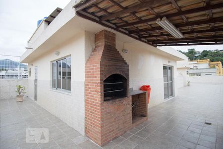 Apartamento à venda com 65m², 2 quartos e 1 vagaChurrasqueira