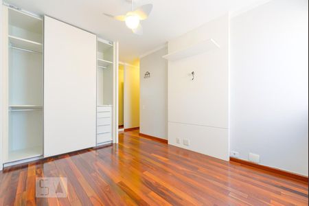 Suíte de apartamento à venda com 2 quartos, 100m² em Pinheiros, São Paulo
