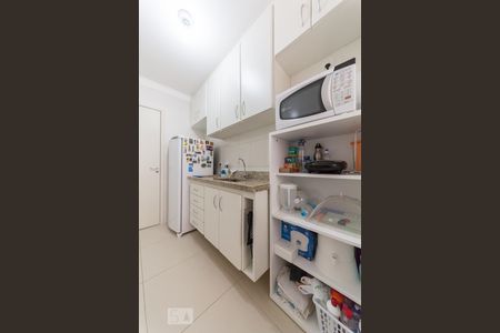 Apartamento à venda com 64m², 3 quartos e 2 vagasCozinha