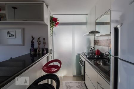 Cozinha de apartamento para alugar com 3 quartos, 62m² em Jardim Bela Vista, Guarulhos