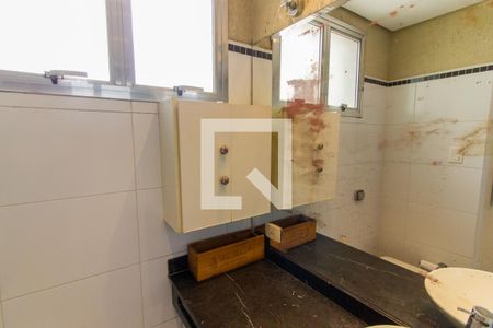 Apartamento para alugar com 130m², 3 quartos e 1 vaga Apartamento para alugar com 130m², 3 quartos e 1 vagaBanheiro da Suíte