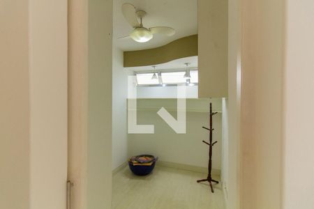 Apartamento para alugar com 130m², 3 quartos e 1 vaga Apartamento para alugar com 130m², 3 quartos e 1 vagaQuarto de Serviço