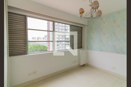 Apartamento para alugar com 130m², 3 quartos e 1 vaga Apartamento para alugar com 130m², 3 quartos e 1 vagaQuarto