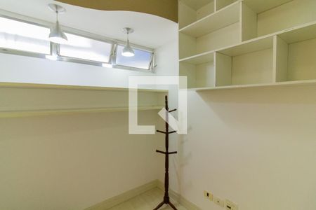 Apartamento para alugar com 130m², 3 quartos e 1 vaga Apartamento para alugar com 130m², 3 quartos e 1 vagaQuarto de Serviço