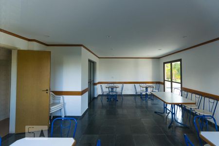 Apartamento para alugar com 60m², 2 quartos e 2 vagas Apartamento para alugar com 60m², 2 quartos e 2 vagasSalão de festas