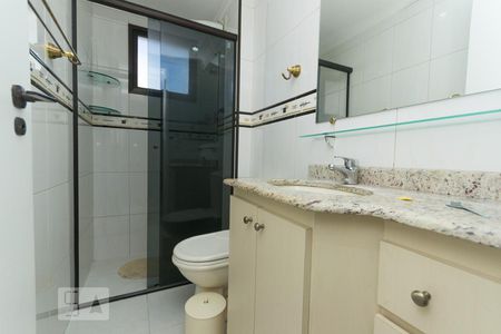 Banheiro de apartamento para alugar com 2 quartos, 60m² em Vila Mascote, São Paulo