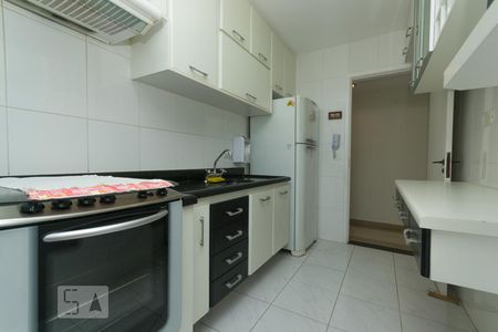 Apartamento para alugar com 60m², 2 quartos e 2 vagas Apartamento para alugar com 60m², 2 quartos e 2 vagasCozinha