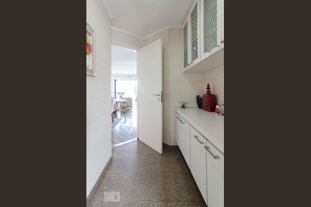 Apartamento para alugar com 159m², 3 quartos e 2 vagasCozinha