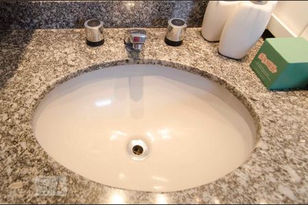 Apartamento para alugar com 159m², 3 quartos e 2 vagasBanheiro Suíte 2