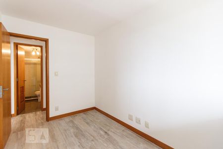 Apartamento para alugar com 72m², 2 quartos e 1 vagaQuarto