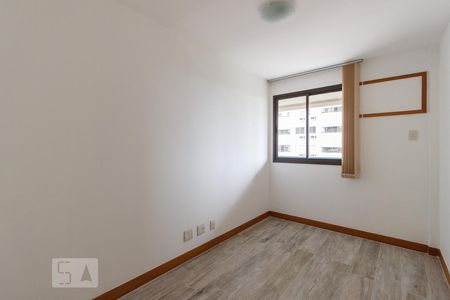 Apartamento para alugar com 72m², 2 quartos e 1 vagaQuarto