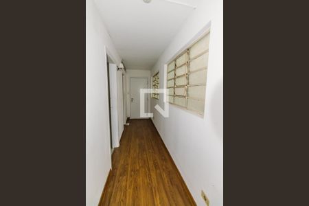Corredor de apartamento para alugar com 1 quarto, 50m² em Água Branca, São Paulo