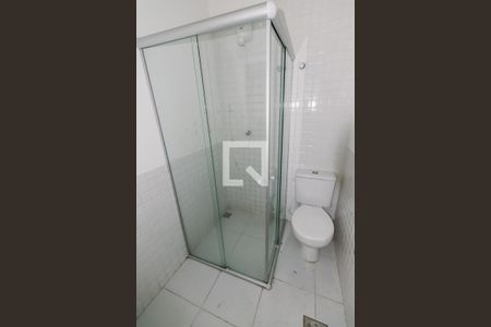 Banheiro de apartamento para alugar com 1 quarto, 50m² em Água Branca, São Paulo