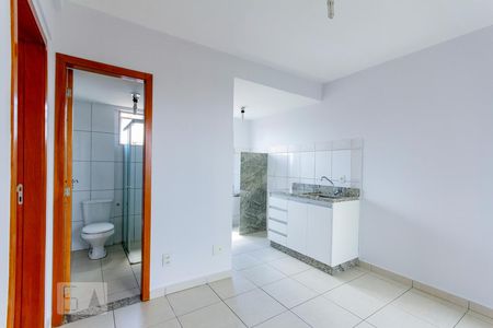 Sala de apartamento para alugar com 1 quarto, 62m² em Setor Leste Universitário, Goiânia