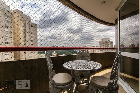 Sala (varanda) de apartamento à venda com 4 quartos, 211m² em Vila Andrade, São Paulo